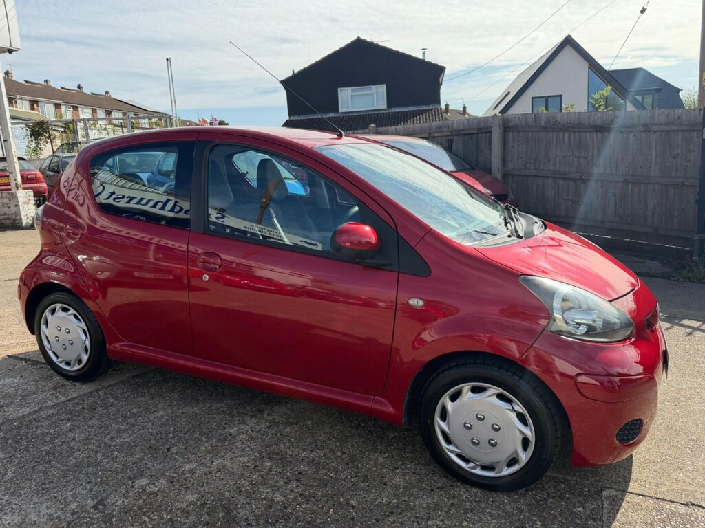 Toyota Aygo 1.0 Vvt-i Ice Multimode Euro 5 RO11WYV Red #3