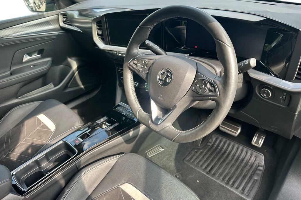 Vauxhall Mokka-e 50Kwh Ultimate GM23APX Green #6