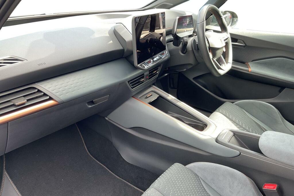 Cupra Born 240Kw E-boost Vz First Edition 79Kwh CA74LUT Green #2