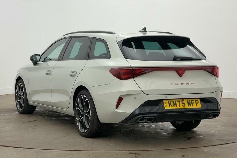 Cupra Leon 1.5 Etsi 150 V2 Dsg KM75WFP Grey #3