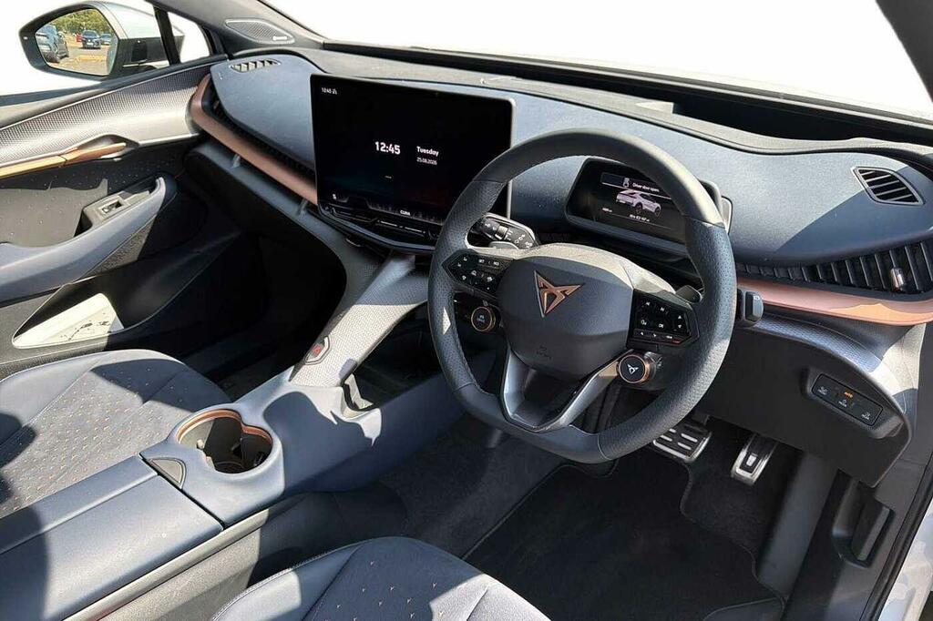 Cupra Tavascan 210Kw V2 77Kwh White #6