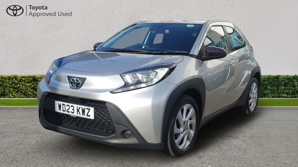 Toyota Aygo X 1.0 Vvt-i Pure Euro 6 Ss WD23KWZ Silver #3