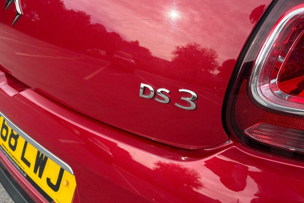 DS DS 3 Hatchback Black #27