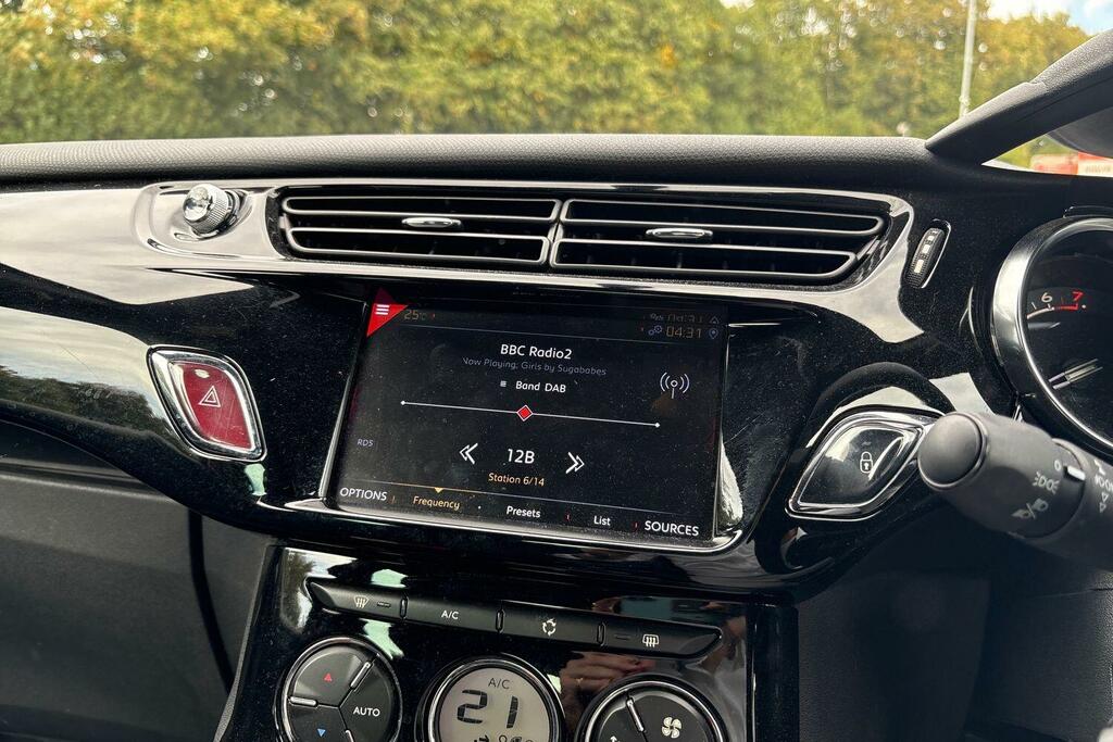 DS DS 3 Hatchback Black #10