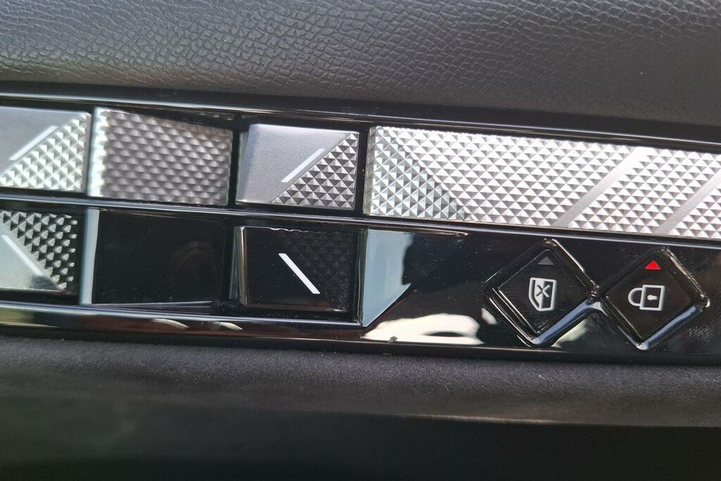 DS DS 4 Hatchback Grey #18