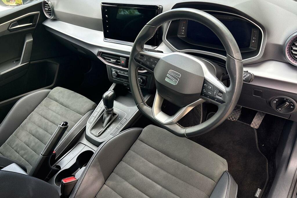 Seat Ibiza 1.0 Tsi 115 Xcellence Lux Dsg Black #6