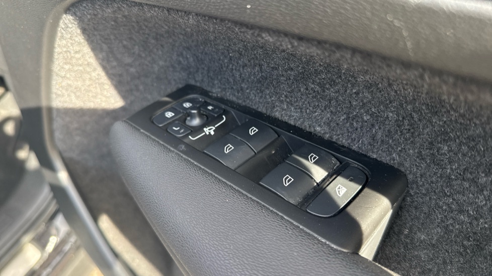 Volvo XC40 T3 Inscription - 2022 71 Black #23