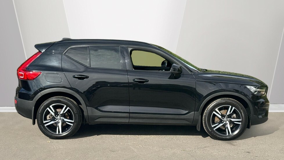 Volvo XC40 T3 Inscription - 2022 71 Black #3