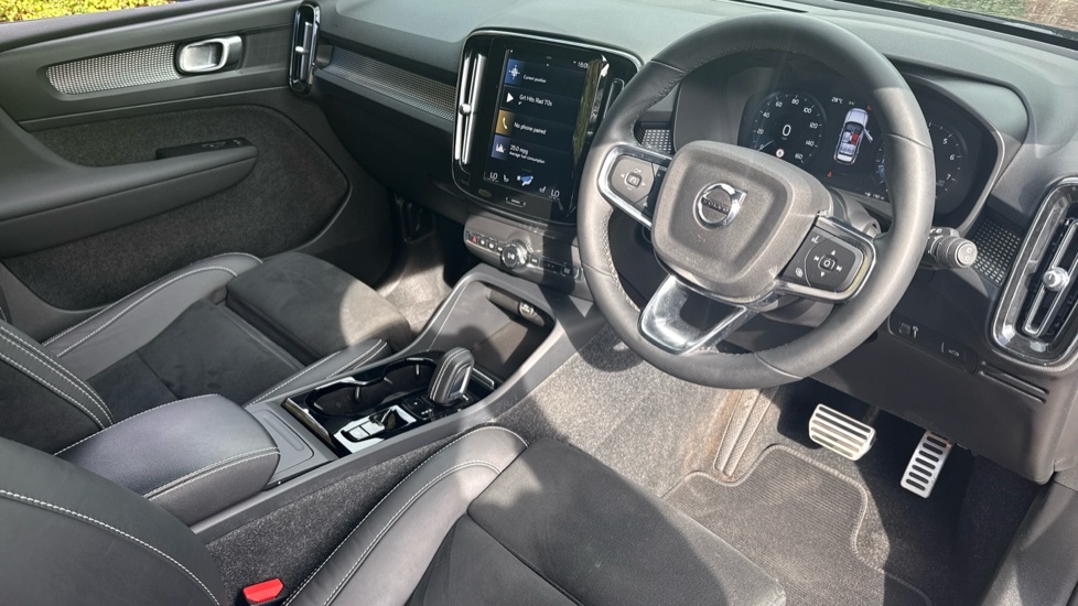 Volvo XC40 T3 Inscription - 2022 71 Black #4