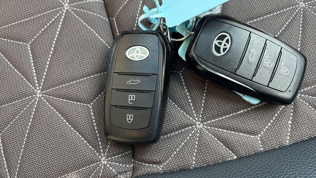 Toyota Yaris Cross 1.5 Hybrid Design Cvt White #28
