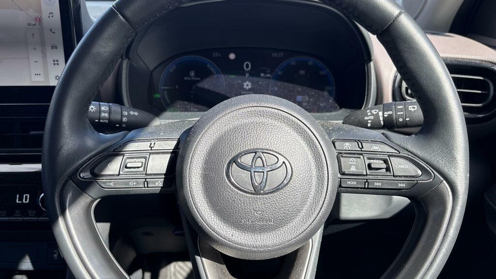 Toyota Yaris Cross 1.5 Hybrid Design Cvt White #10