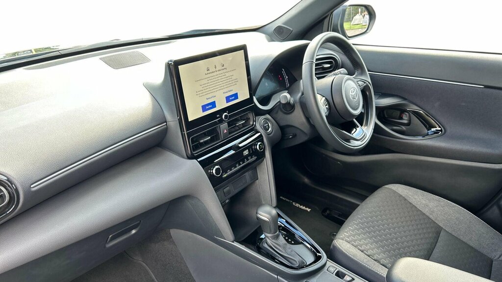 Toyota Yaris Cross 1.5 Vvt-h Design E-cvt Euro 6 Ss Grey #5