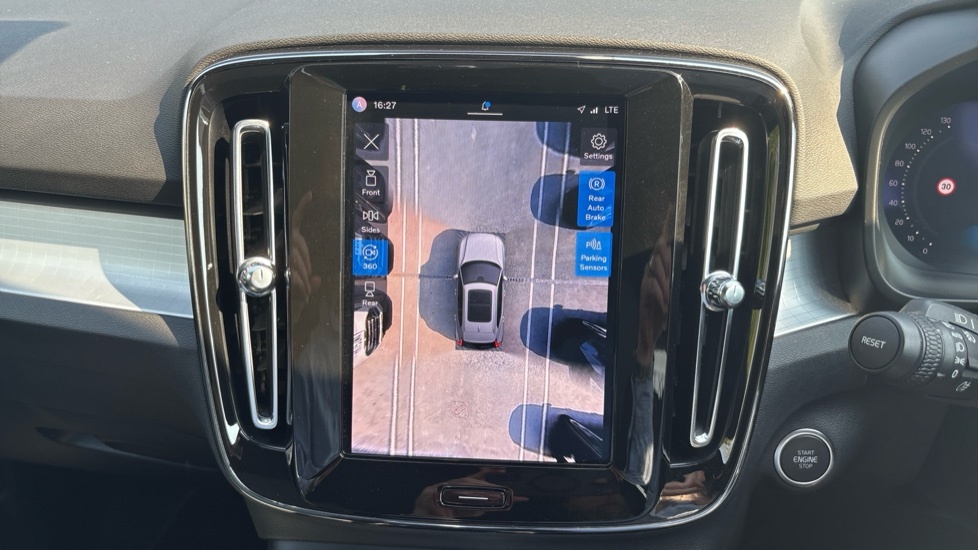 Volvo XC40 Core, B3 Mild Hybrid, Grey #16