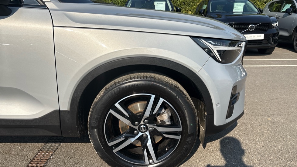 Volvo XC40 Core, B3 Mild Hybrid, Grey #36