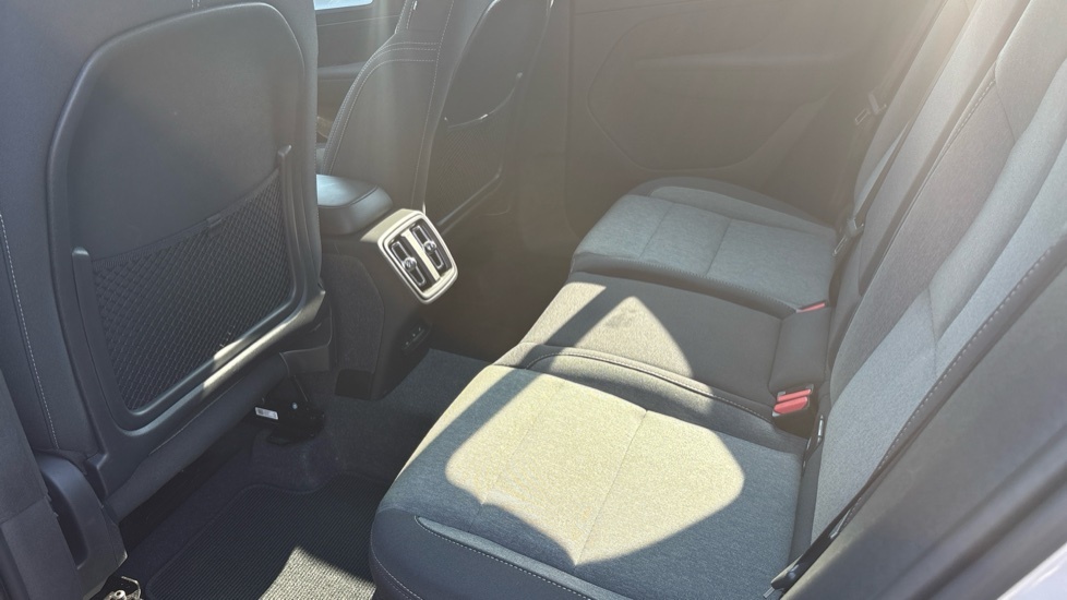 Volvo XC40 Core, B3 Mild Hybrid, Grey #30