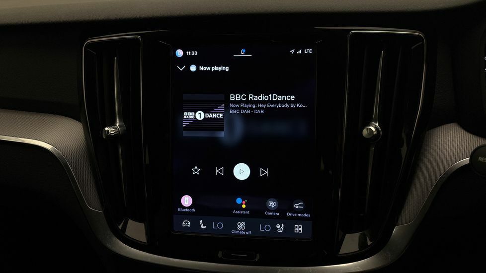 Volvo V60 Plus, B4 Mild Hybrid, Dark Theme Leather,  #37