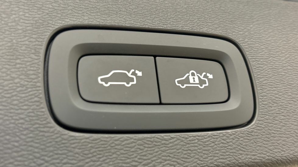 Volvo V60 Plus, B4 Mild Hybrid, Dark Theme Leather,  #19