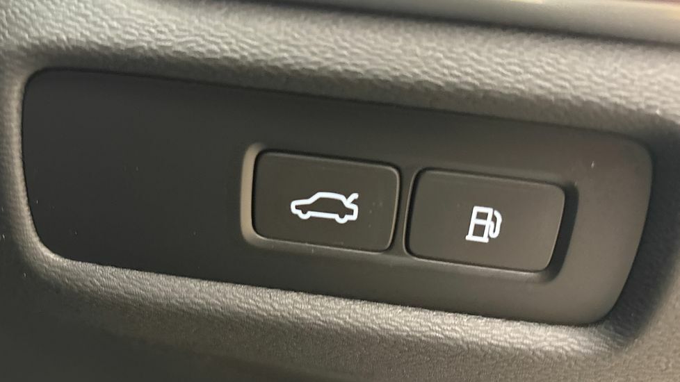 Volvo V60 Plus, B4 Mild Hybrid, Dark Theme Leather,  #30