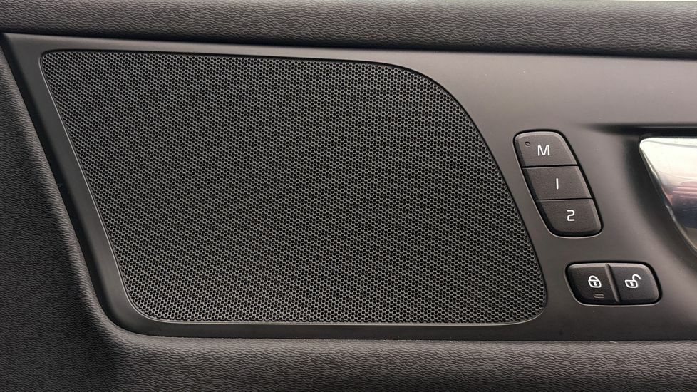 Volvo V60 Plus, B4 Mild Hybrid, Dark Theme Leather,  #27