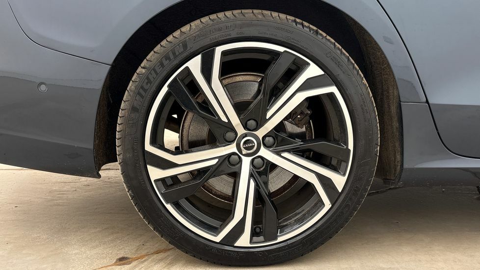 Volvo V60 Plus, B4 Mild Hybrid, Dark Theme Leather,  #20