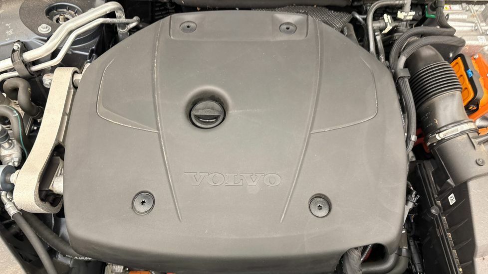 Volvo V60 Plus, B4 Mild Hybrid, Dark Theme Leather,  #15