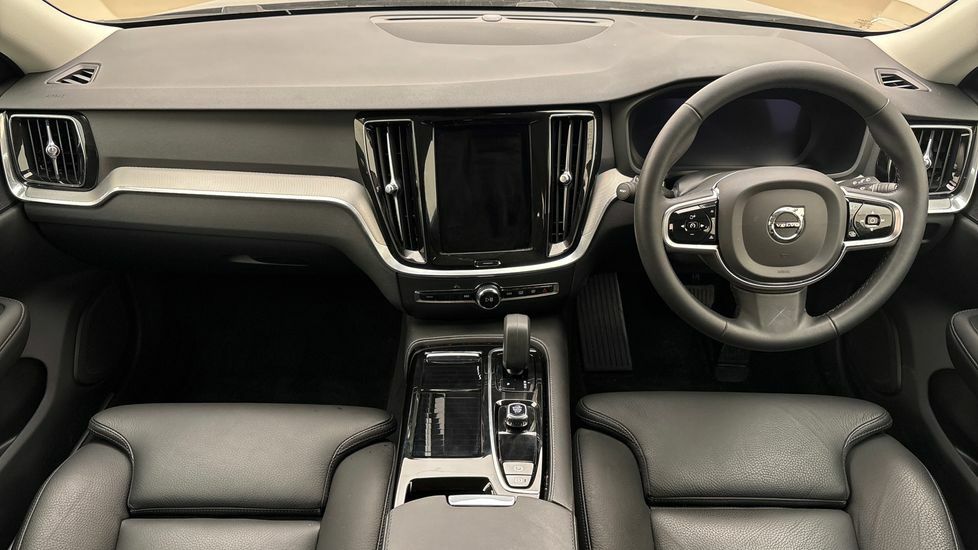 Volvo V60 Plus, B4 Mild Hybrid, Dark Theme Leather,  #10