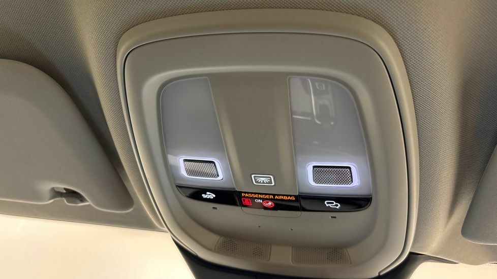 Volvo V60 Plus, B4 Mild Hybrid, Dark Theme Leather,  #33