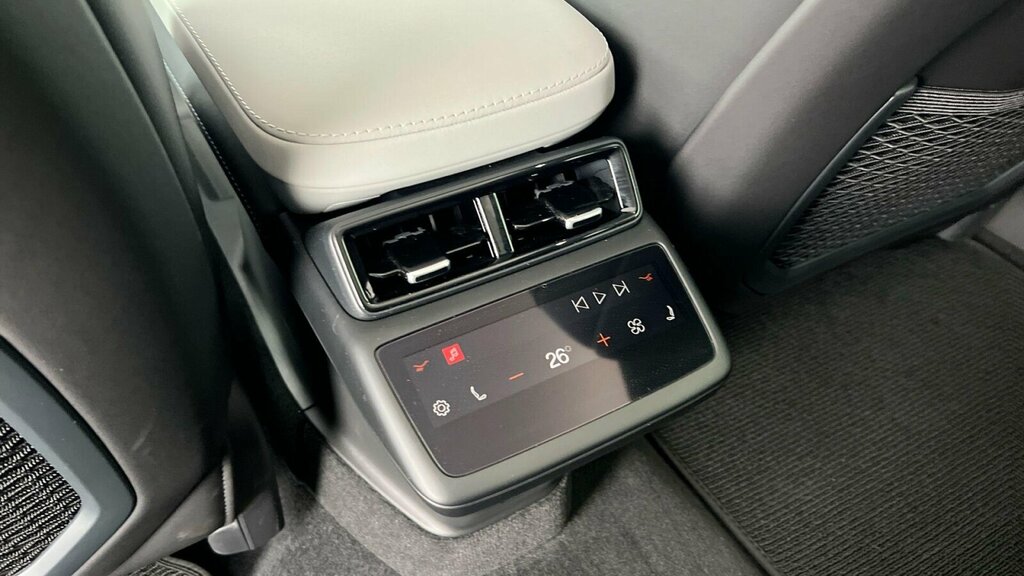 Polestar 4 Long Range Single Motor Plus Silver #20