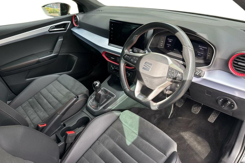Seat Ibiza 1.0 Tsi 110 Fr Sport Black #6
