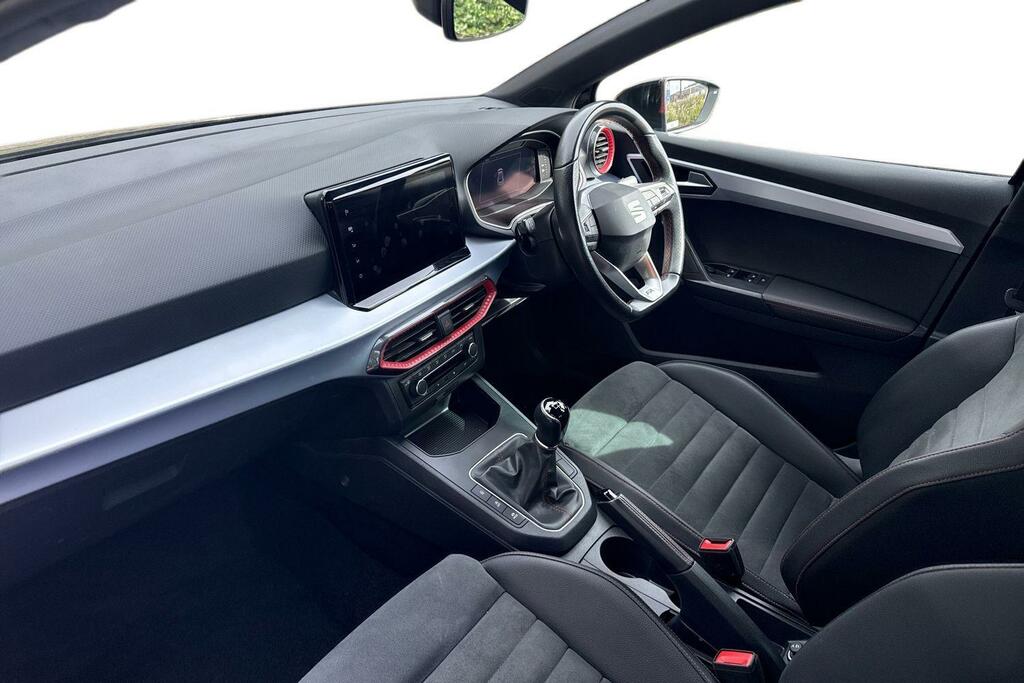 Seat Ibiza 1.0 Tsi 110 Fr Sport Black #2