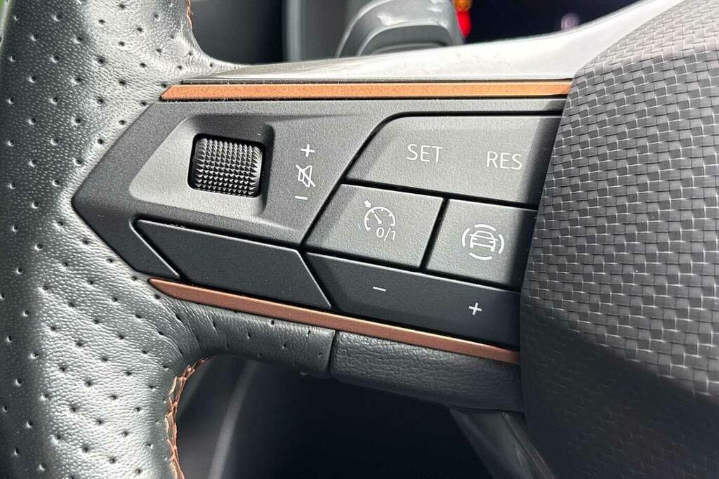 Cupra Leon Hatchback Black #16