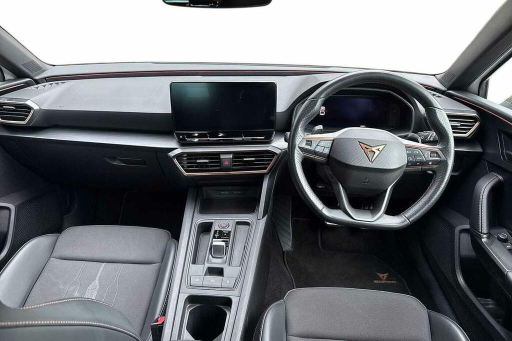 Cupra Leon Hatchback Black #9