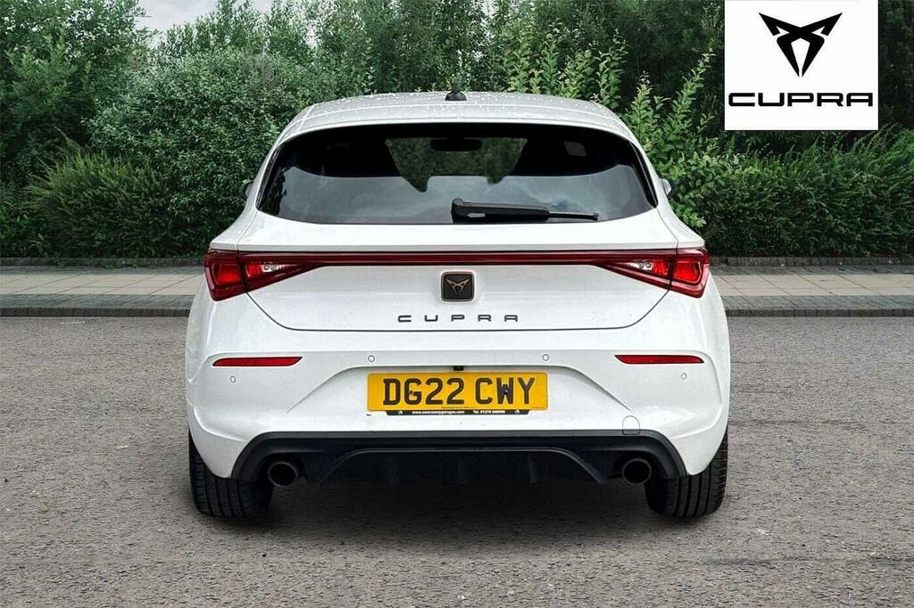 Cupra Leon Hatchback Black #8