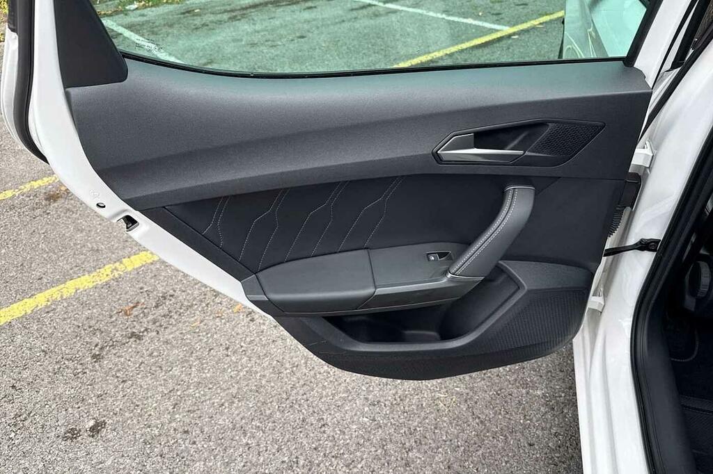 Cupra Leon Hatchback Black #39