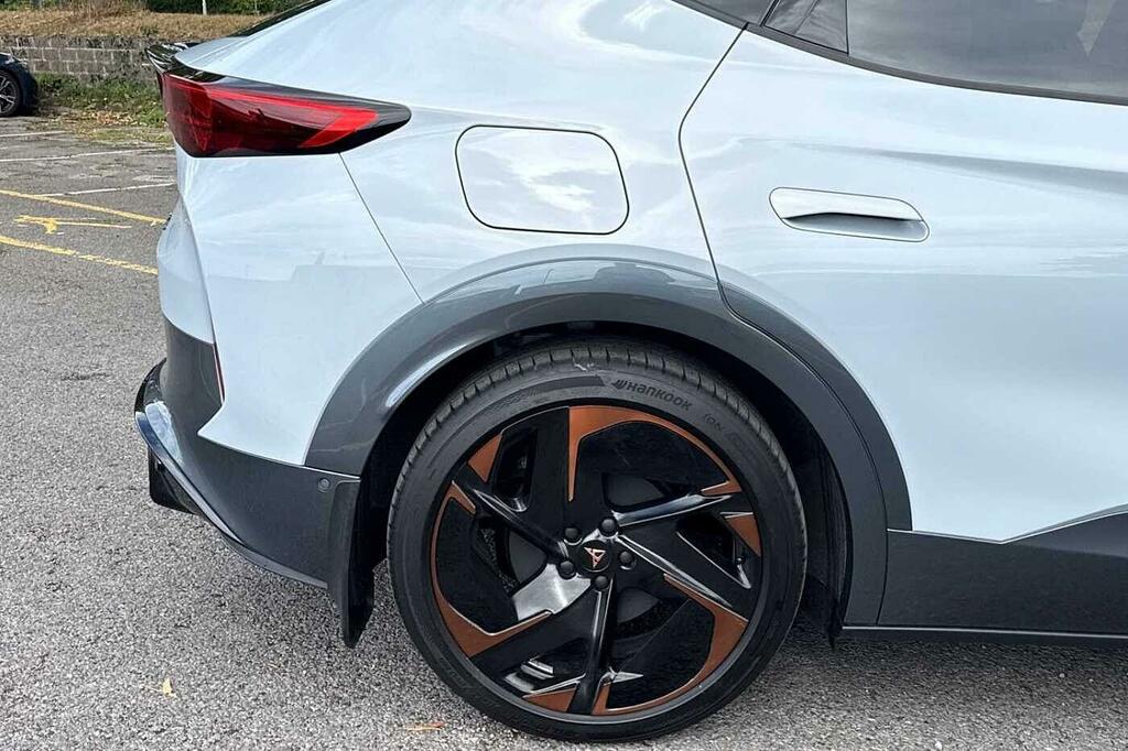 Cupra Tavascan V2 #43