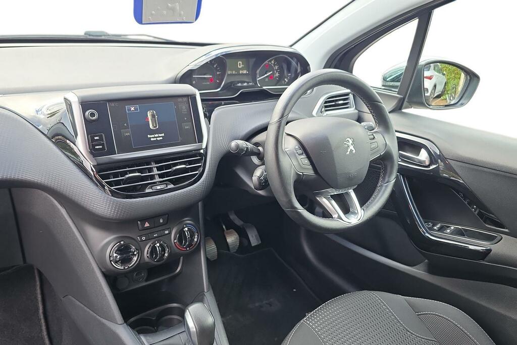 Peugeot 208 1.2 Puretech Allure Euro 6 Black #6