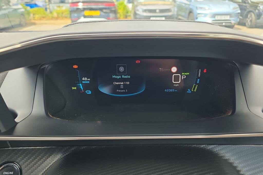 Peugeot e-2008 Automatic White #15