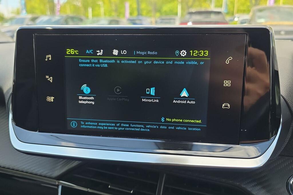 Peugeot e-2008 Automatic White #20