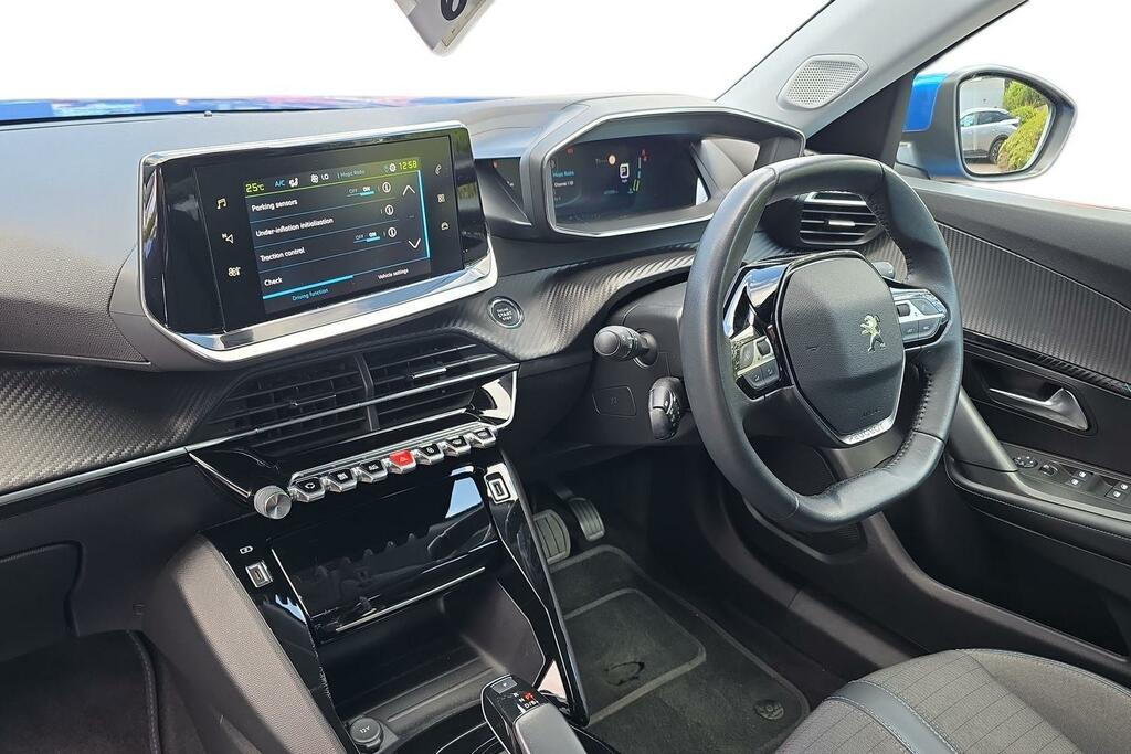 Peugeot e-2008 Automatic White #6