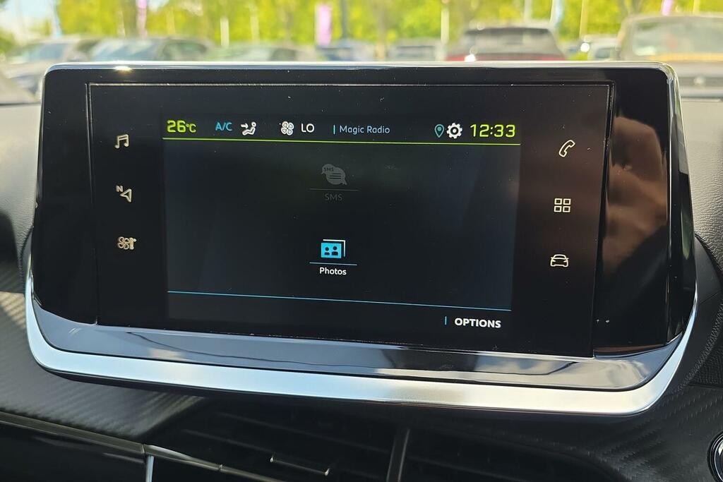 Peugeot e-2008 Automatic White #21