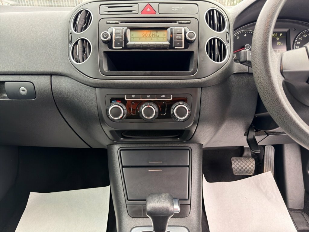 Volkswagen Golf Plus Se Black #10