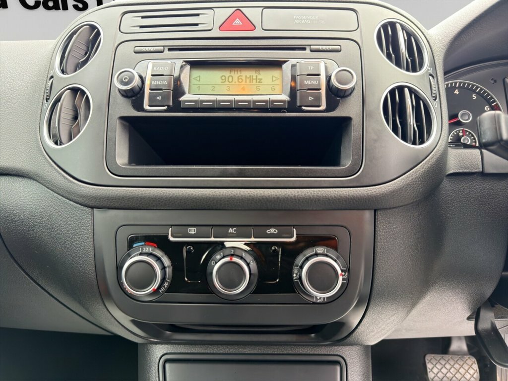 Volkswagen Golf Plus Se Black #11