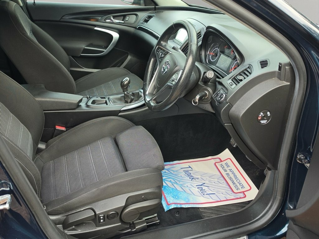 Vauxhall Insignia 1.8I Vvt Sri Black #16