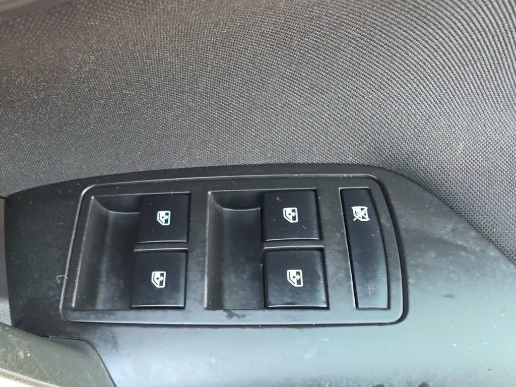 Vauxhall Insignia 1.8I Vvt Sri Black #12