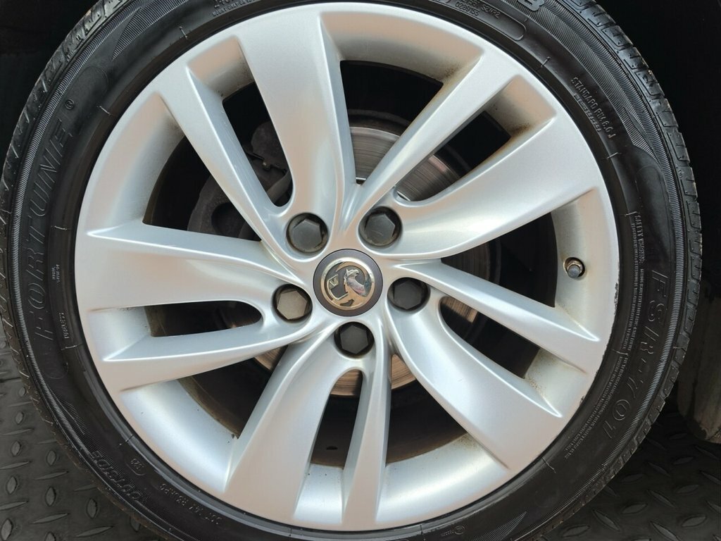 Vauxhall Insignia 1.8I Vvt Sri Black #44
