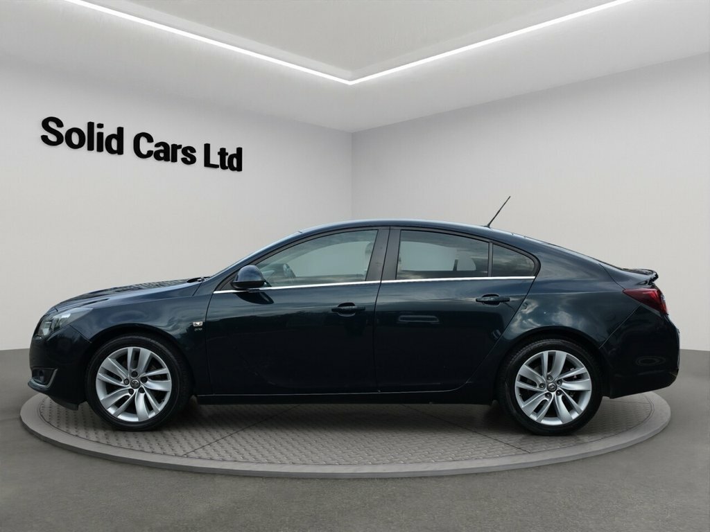 Vauxhall Insignia 1.8I Vvt Sri Black #9