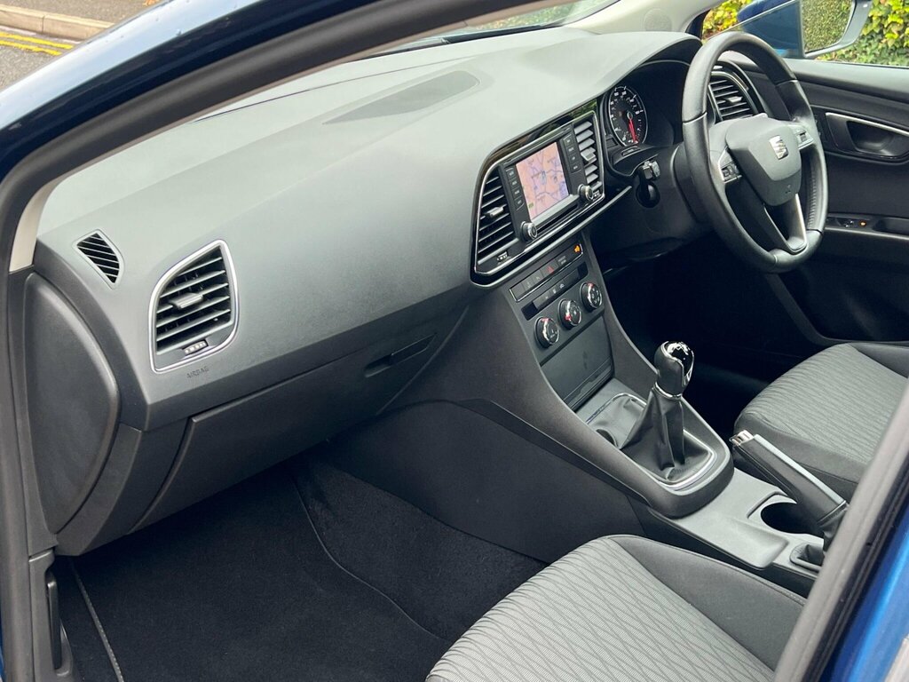 Seat Leon Tsi Se Technology Red #9