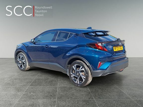 Toyota C-Hr Design 1.8 2  #4