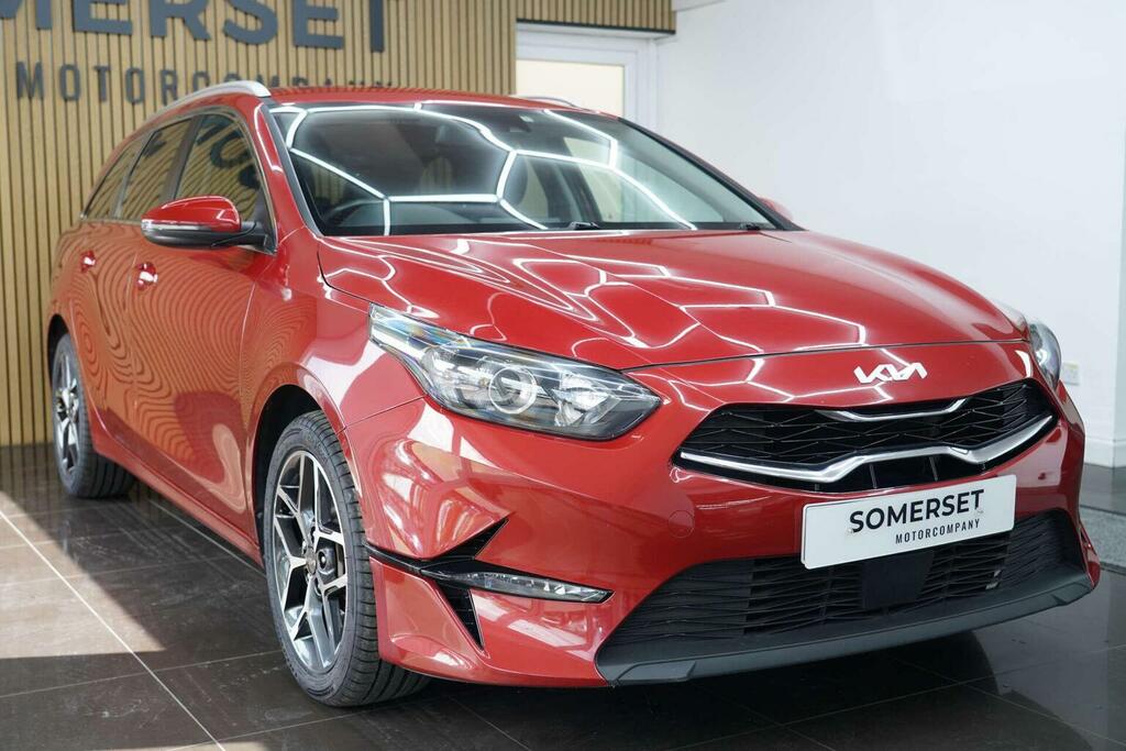 Kia Ceed Estate 1.5 T-gdi 3 Sportswagon Euro 6 Ss 2 FD71NJY Red #4