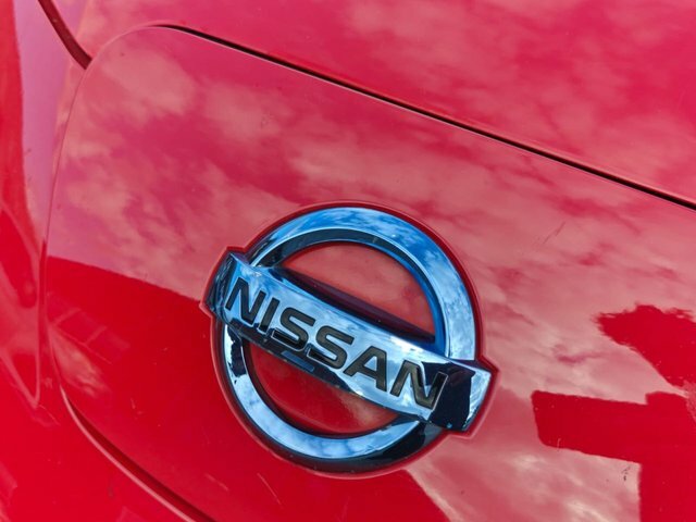 Nissan Leaf Hatchback Black #31